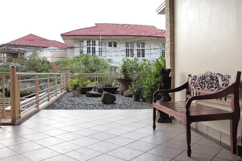 Фото Oyo 123 Puri Lotus