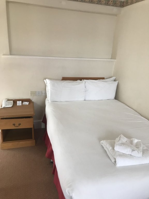 Фото Rivenhall Hotel