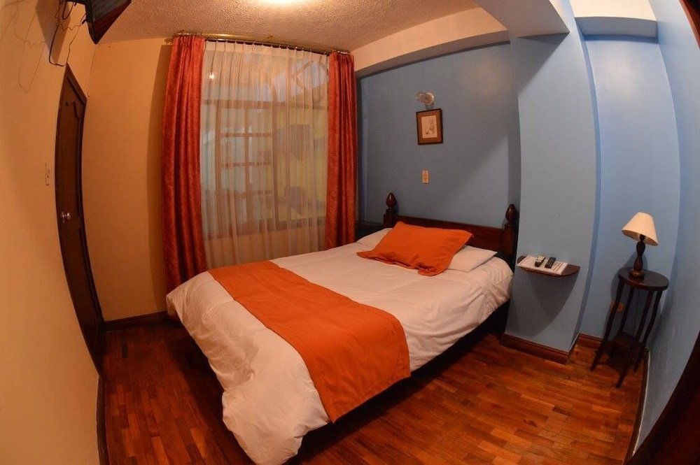 Фото Hotel Estacion