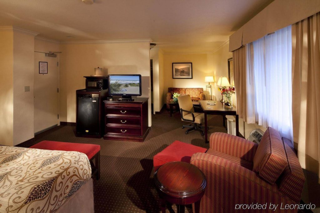 Фото Best Western Danville Sycamore Inn