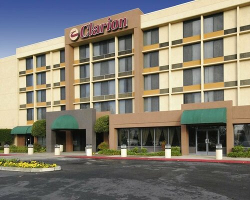 Гостиница Fairfield Inn & Suites by Marriott Bakersfield Central в Бэйкерсфилде