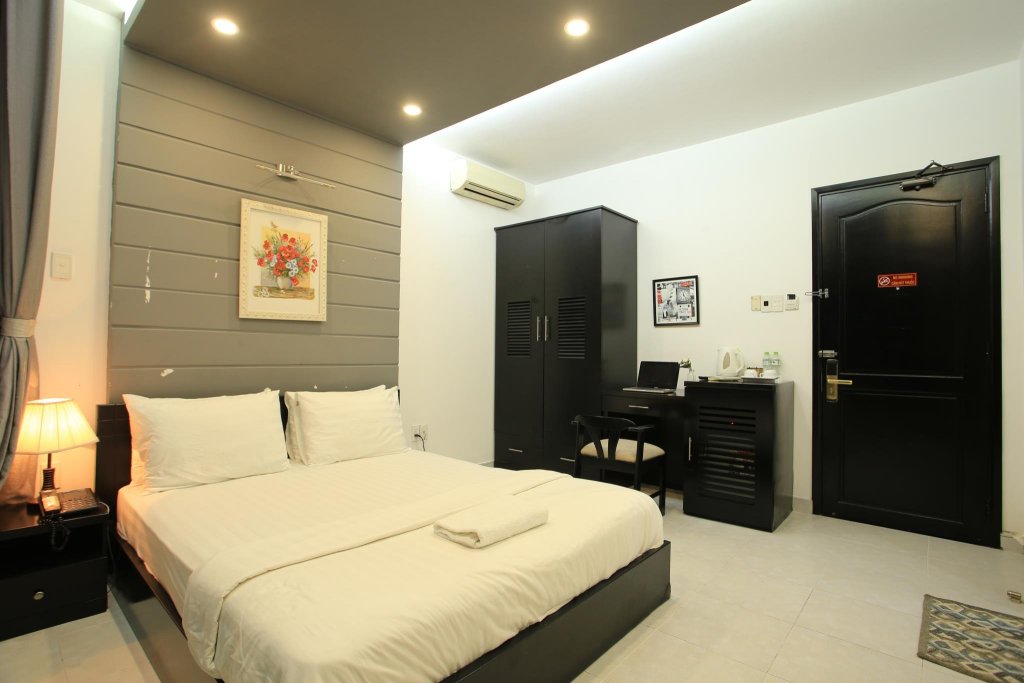 Фото Vegas Luxury Hotel