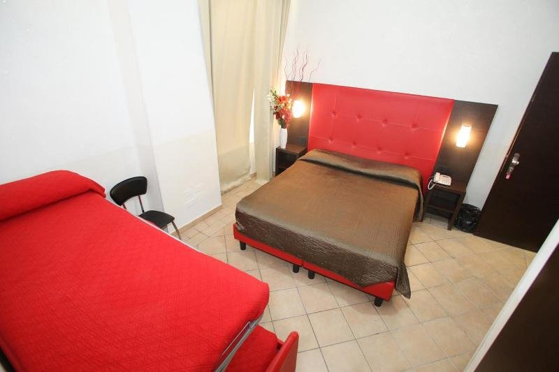 Фото Sakura Inn Sanremo