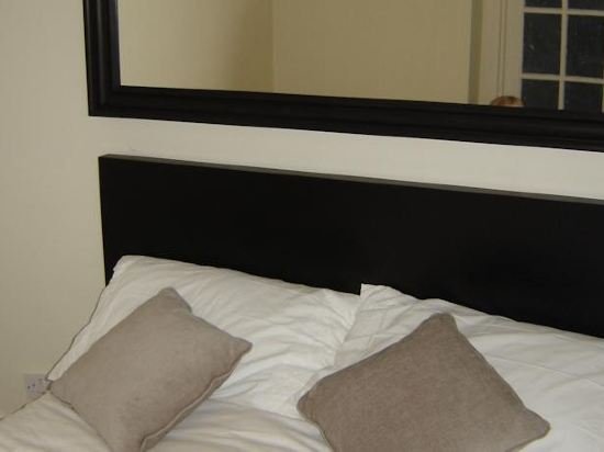 Фото The Garden Flat