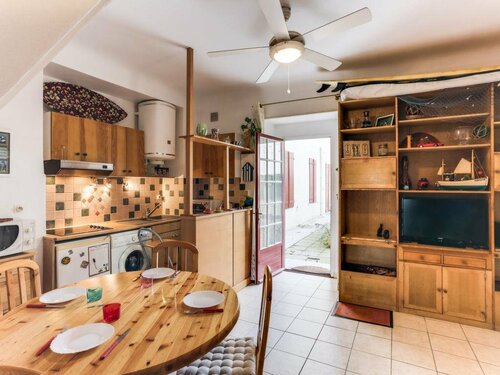 Внешний вид отеля Hôtel Le Magenta в Сен-Жан-де-Люзе, фото 3