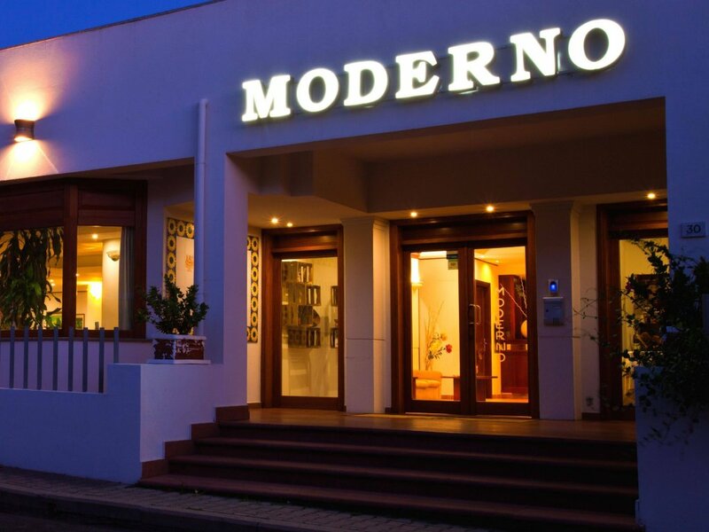 Гостиница Moderno