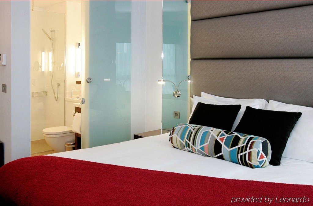 Фото Sandman Signature Newcastle Hotel