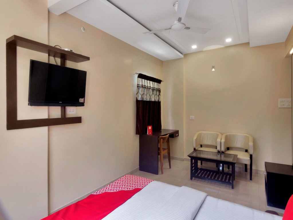 Фото Fabhotel Krishna Regency
