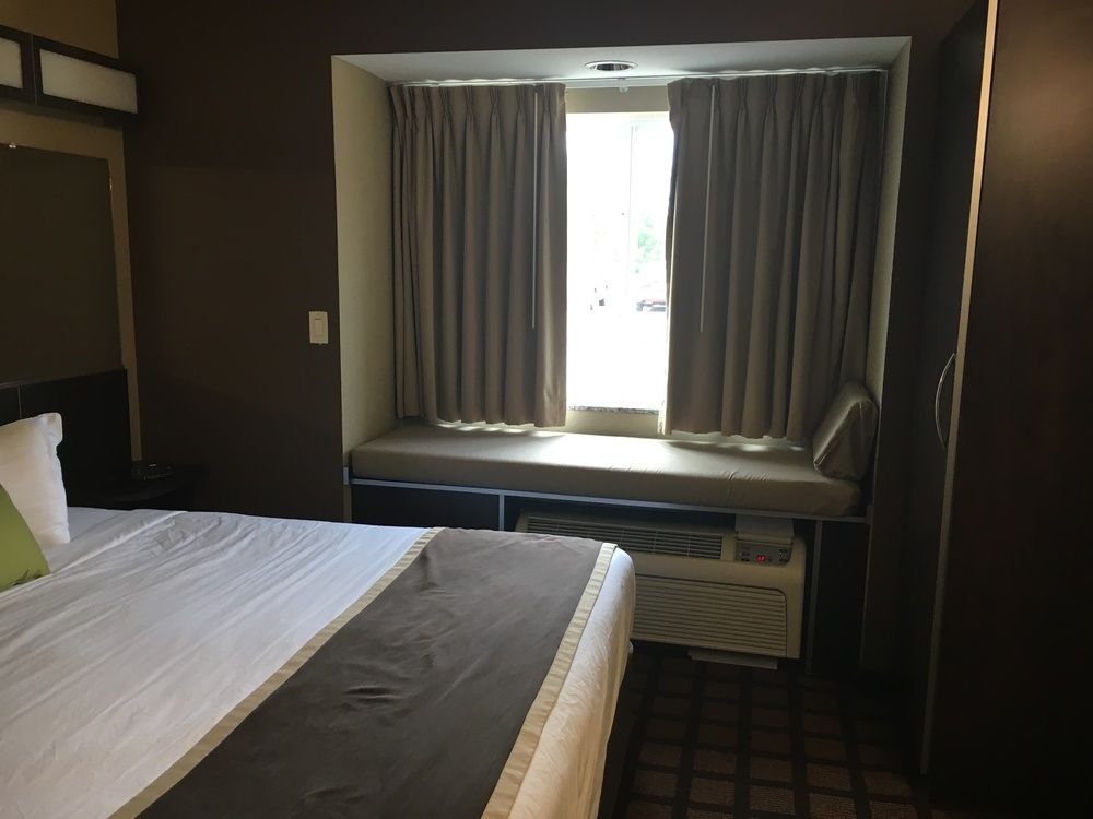 Фото Microtel Inn & Suites by Wyndham Michigan City
