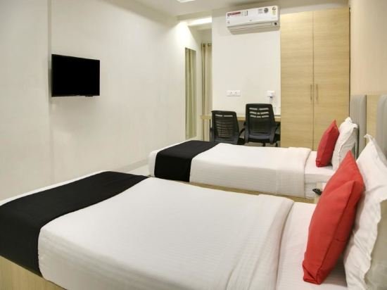 Фото Veeraj Suites