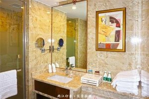 Гостиница River Four Seasons Hotel