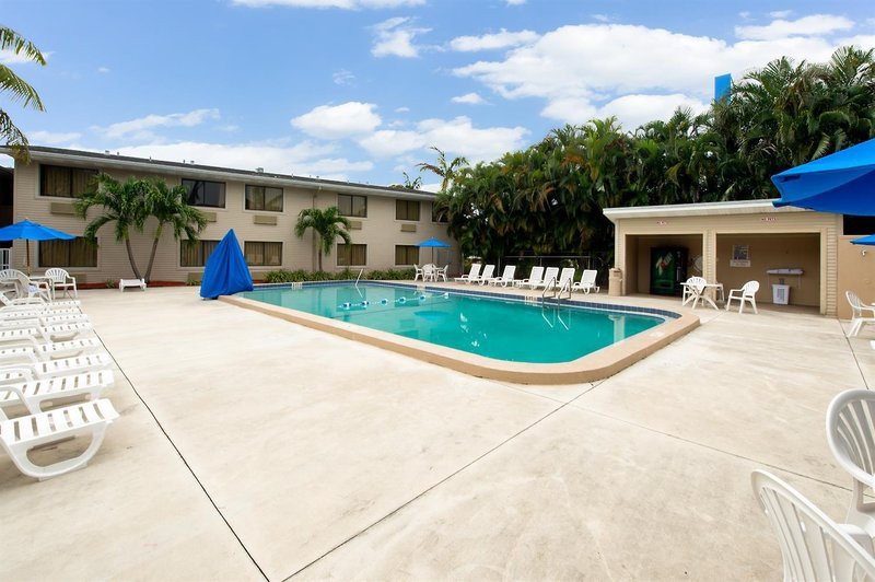 Фото Motel 6 Fort Lauderdale, Fl