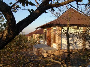 Жильё посуточно Etosha Safari Lodge