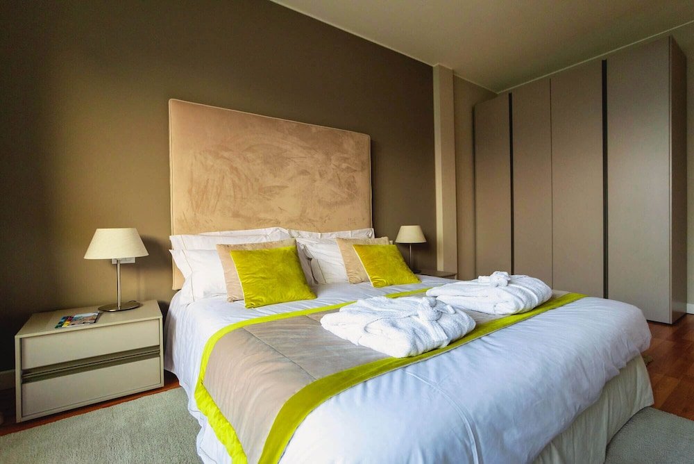 Фото Suites&Atelier Lake Como