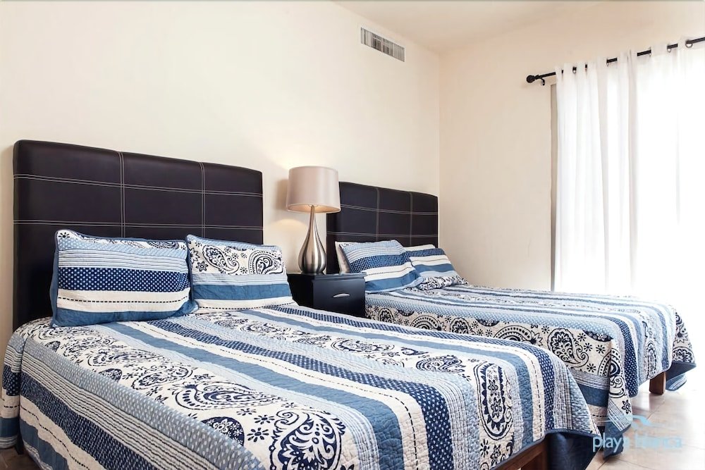 Фото 1 Playa Blanca 1207 - 1 Br condo by RedAwning