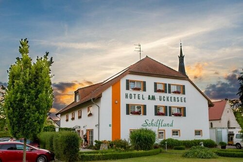 Гостиница Hotel am Uckersee