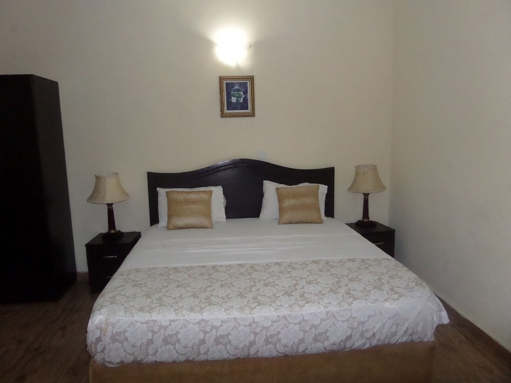 Фото Chez Moi Apartments