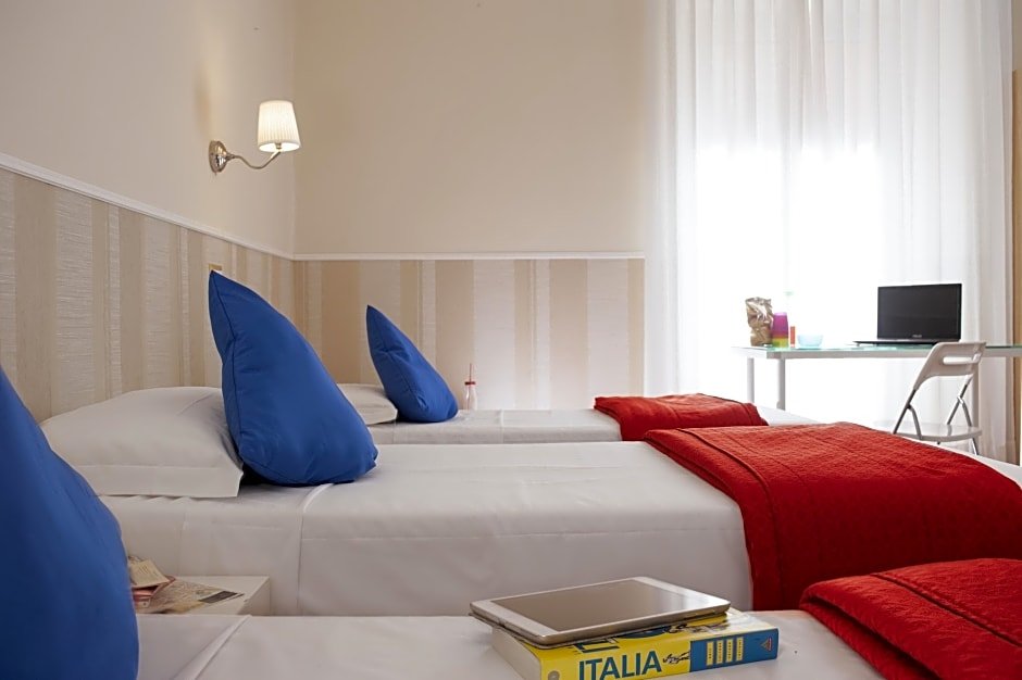 Фото Hotel Des Artistes Roma