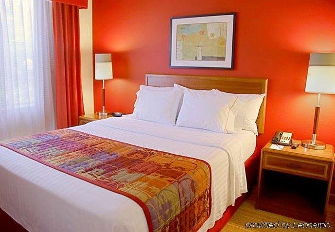 Фото Residence Inn by Marriott Dallas Park Central