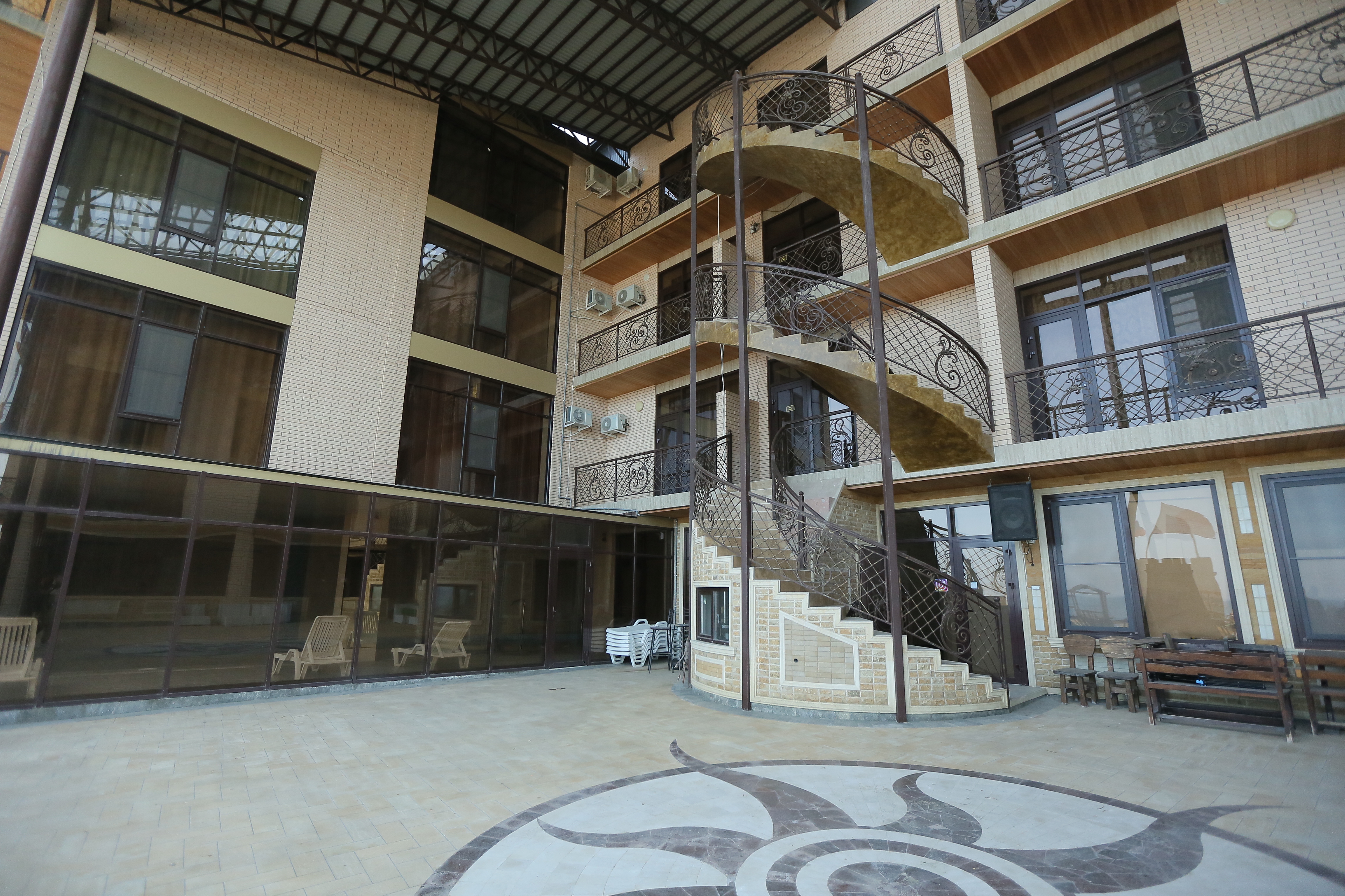 Фото отеля 3