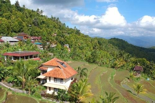 Внешний вид отеля Lesong Hotel And Restaurant в Мундуке, фото 1