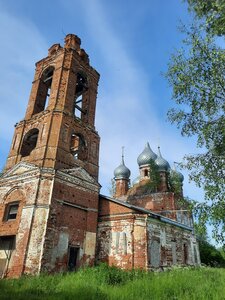 Церковь Воскресения Христова в Горках-Чириковых (Ивановская область, Приволжский район, Новское сельское поселение, село Горки-Чириковы), православный храм в Ивановской области
