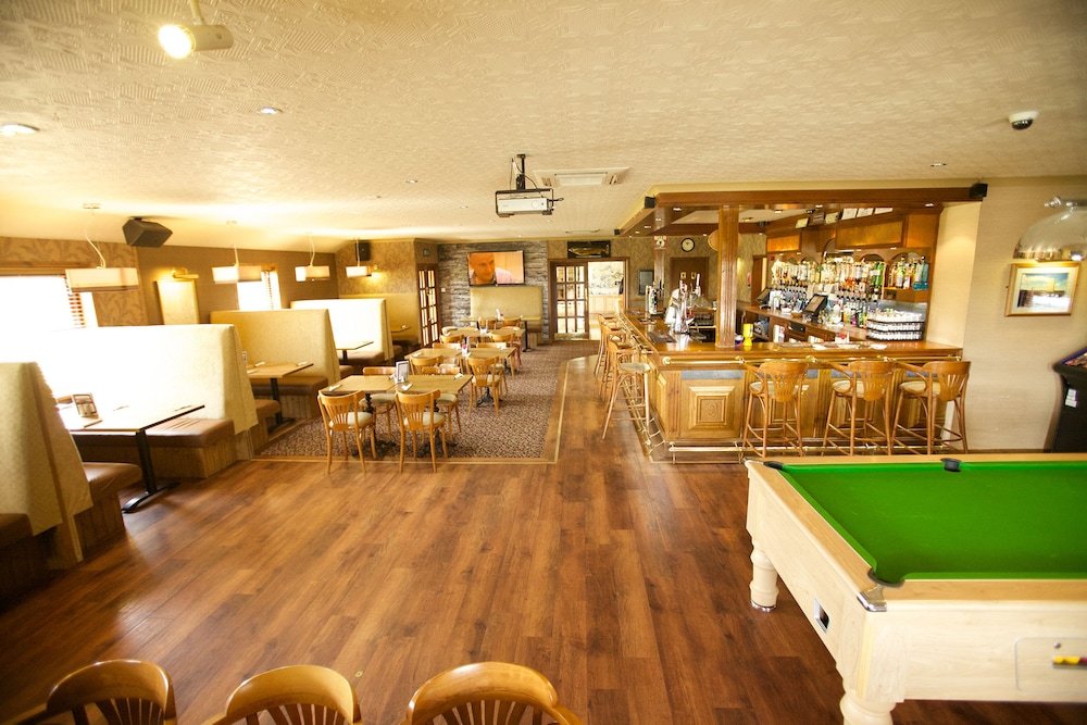 Фото Standing Stones Hotel