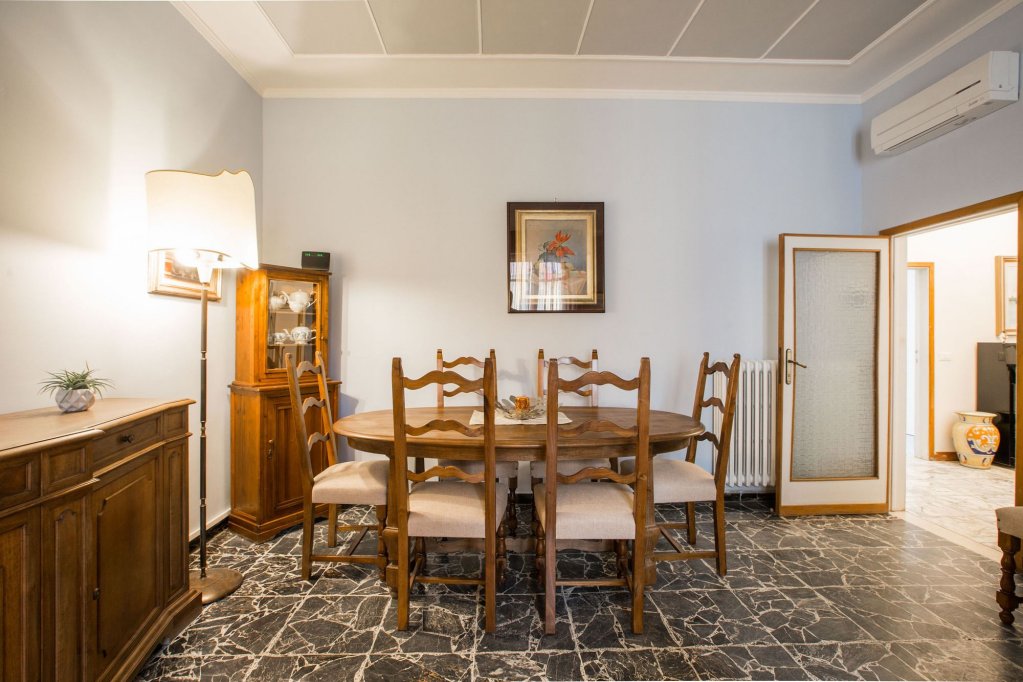 Фото La Farina Suite Home