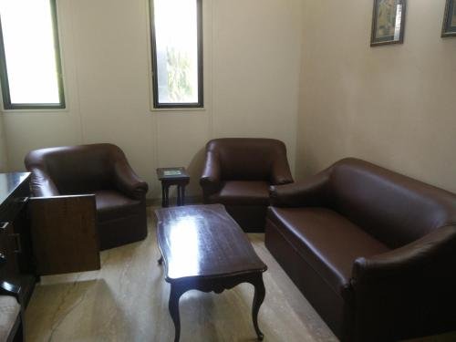 Фото Fabhotel Phoenix Hospitality