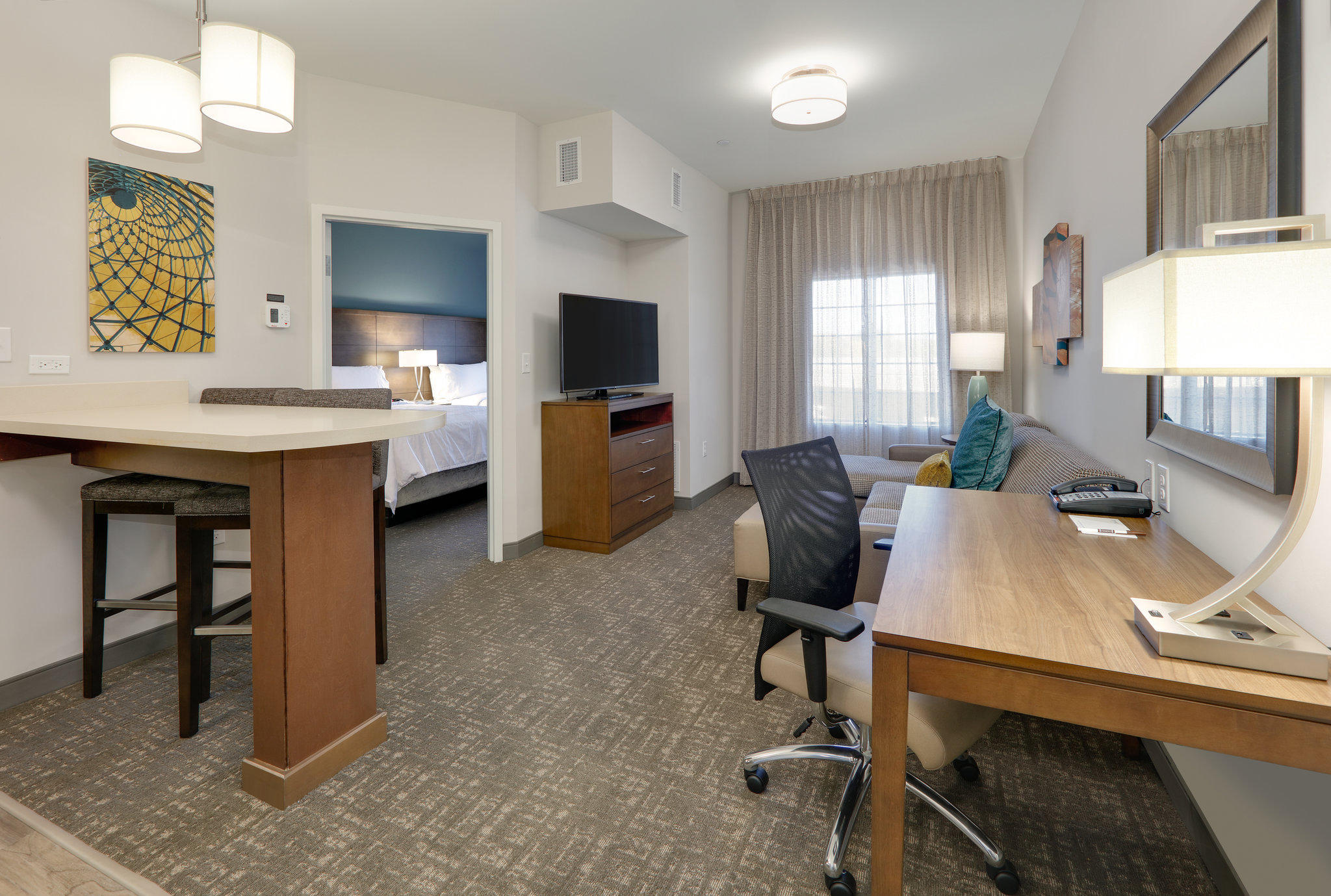 Фото Staybridge Suites Oklahoma City Dwtn - Bricktown, an Ihg Hotel