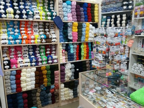 Hobi, elişi için ürünler Nitochki-Klubochki, Krasnodar, foto