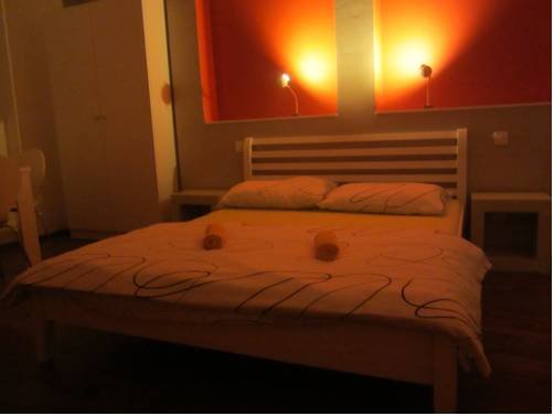 Фото Apinelo Tower Rooms