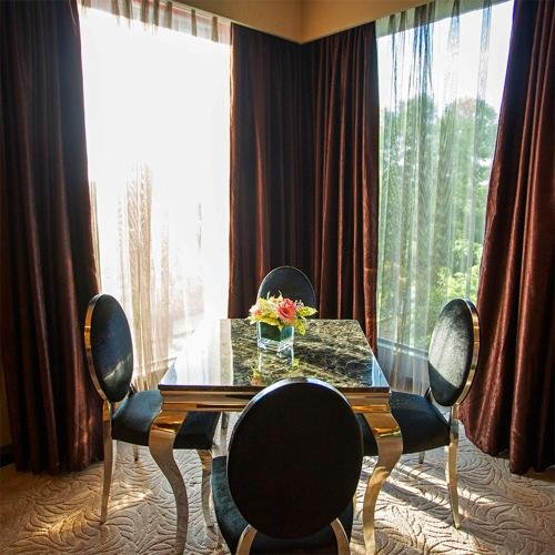 Фото Royale Signature Hotel