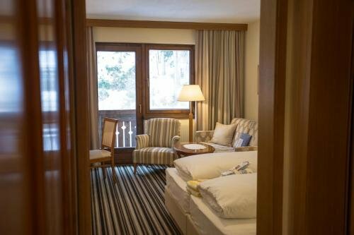 Внешний вид отеля Parkhotel Tristachersee в Тристахе, фото 4