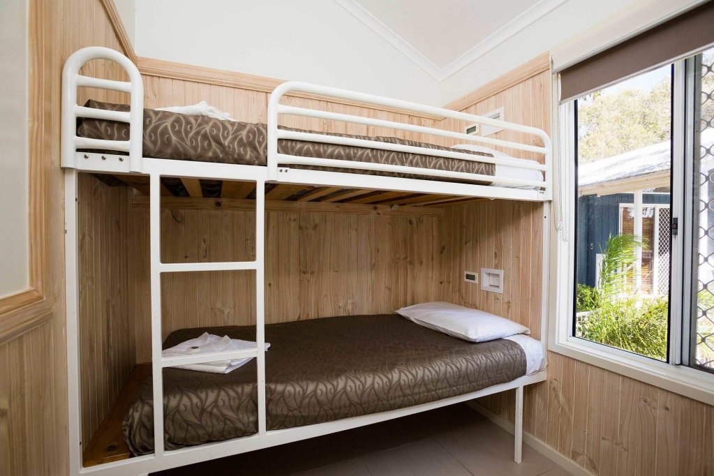 Фото Kirra Beach Tourist Park