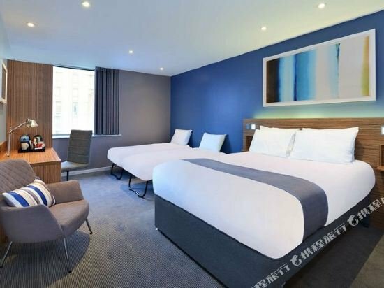 Гостиница Travelodge London Ealing в Лондоне