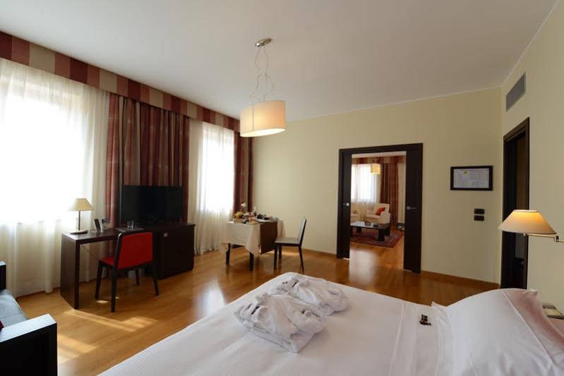 Фото Hotel Guglielmo