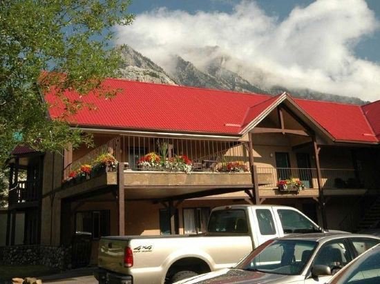 Фото Aspen Village Inn