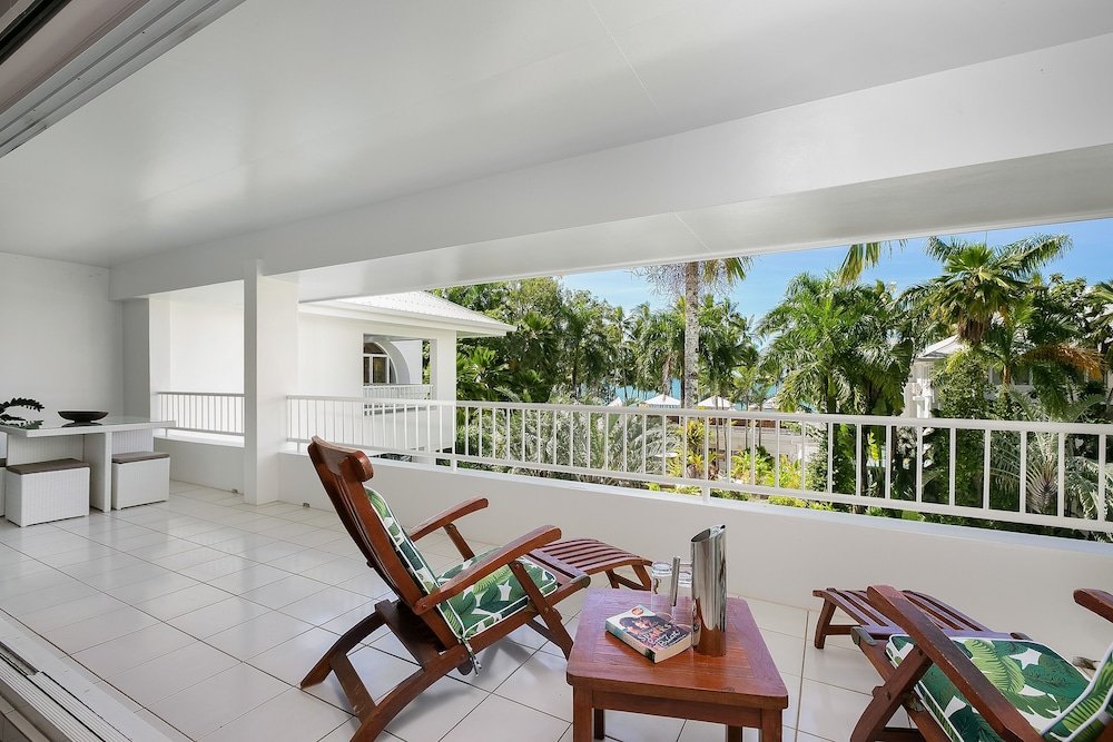 Фото Belle Escapes - Oceanview Suite Alamanda Beachfront Resort 88