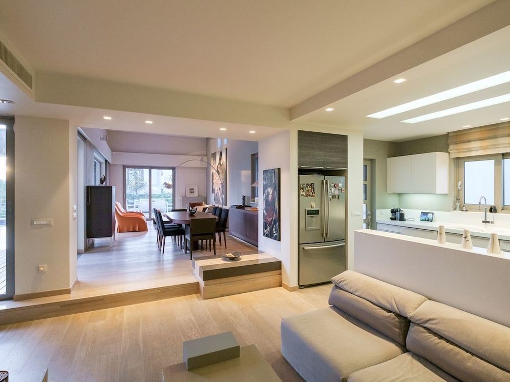 Фото Spectacular Modern Art Villa with Private Pool