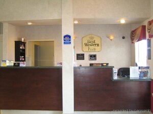 Гостиница Econo Lodge Inn & Suites Eagle Pass