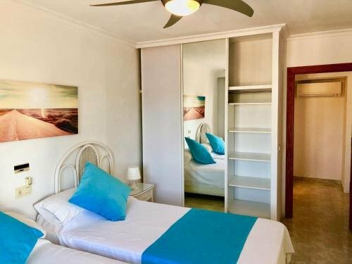 Гостиница Apartamentos Torre Playa