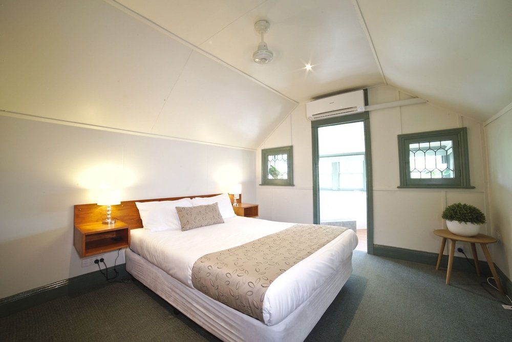 Фото Ballarat Serviced Apartments