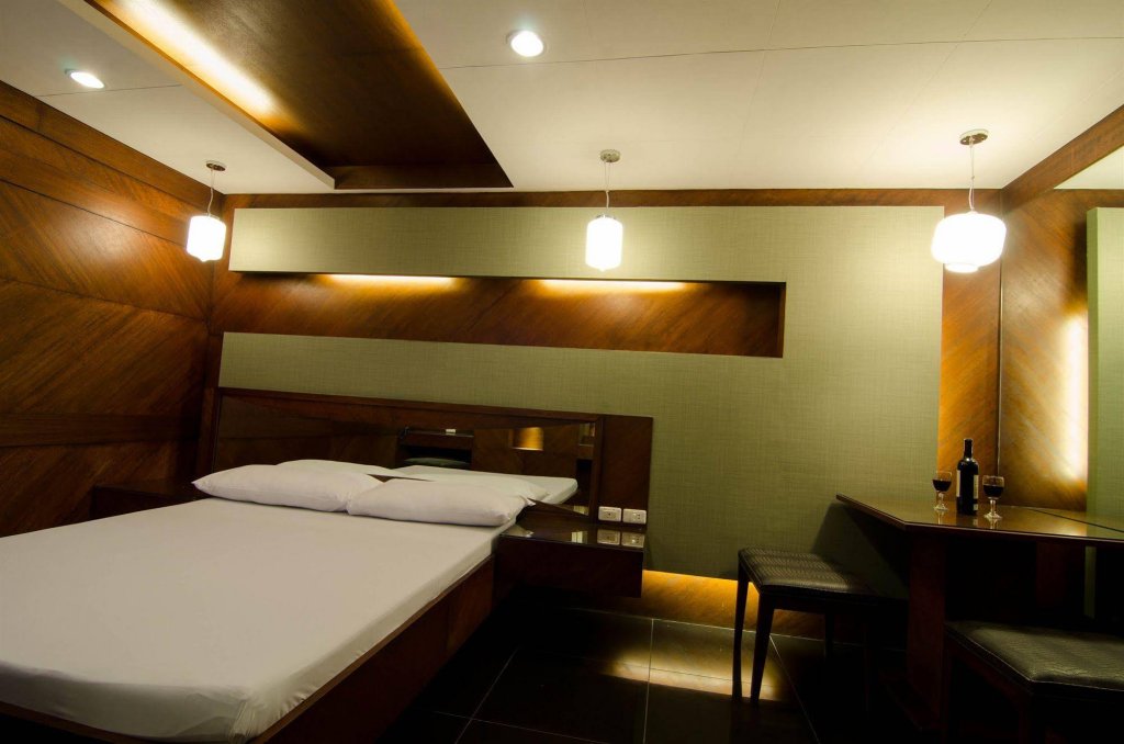 Фото Victoria Court North Edsa