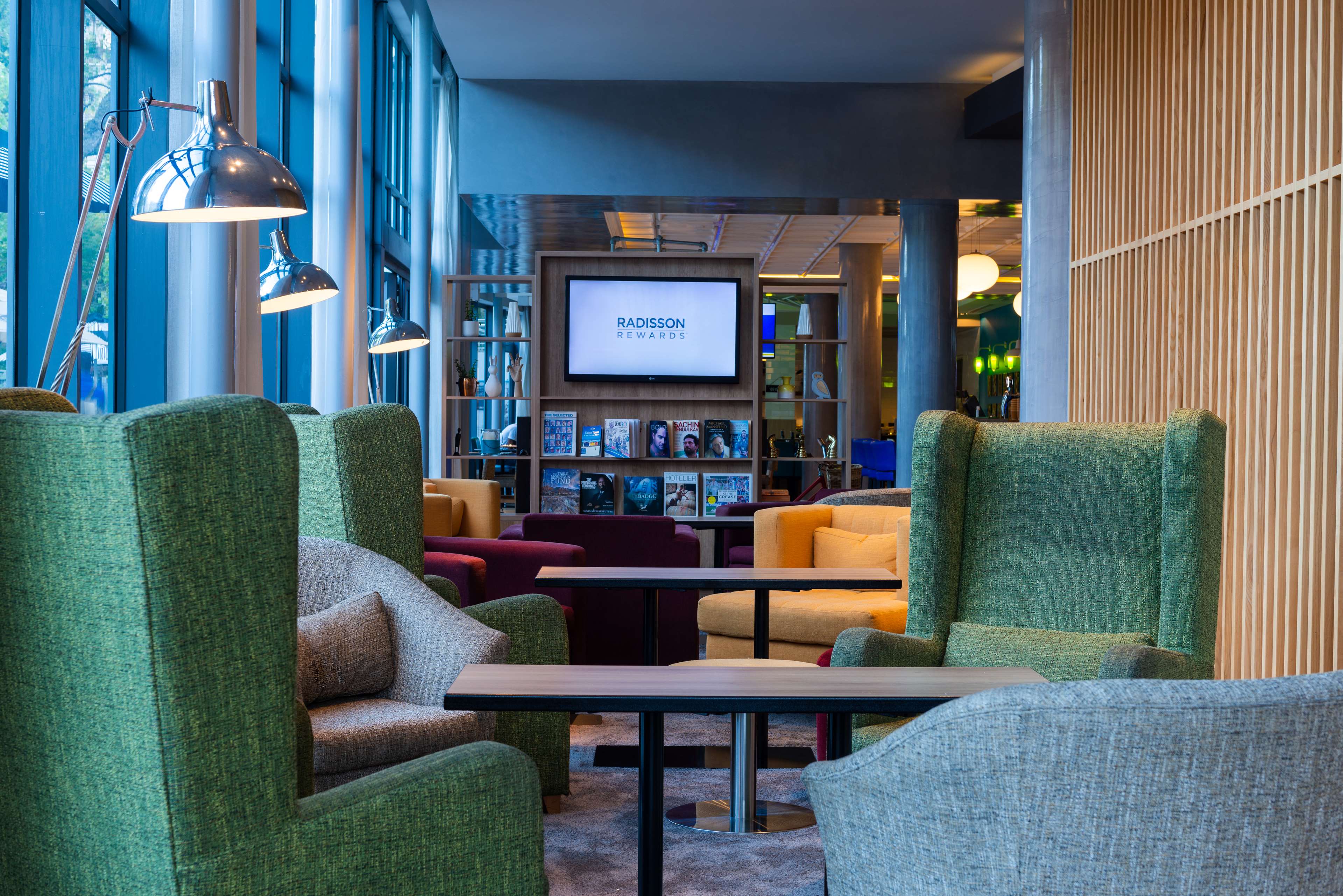 Фото Park Inn by Radisson Cape Town Newlands