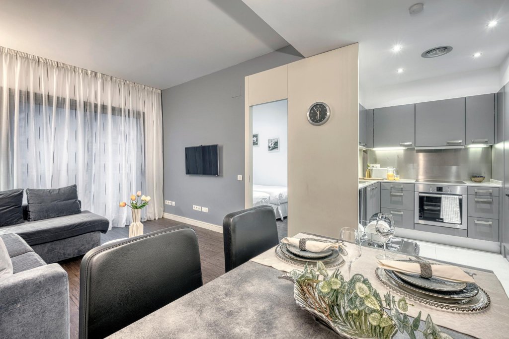 Фото Catedral Bas Apartments