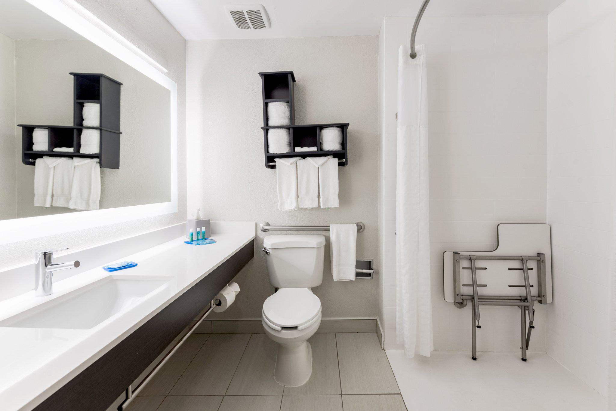 Фото Holiday Inn Express Columbus Downtown, an Ihg Hotel