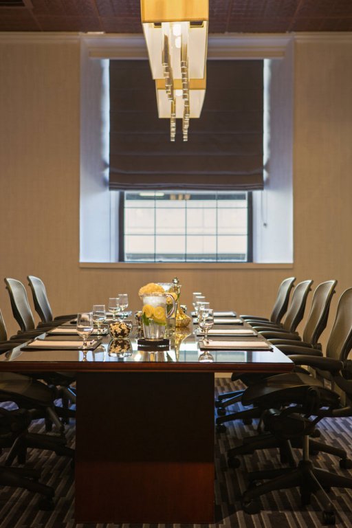 Фото Courtyard by Marriott Boston Downtown