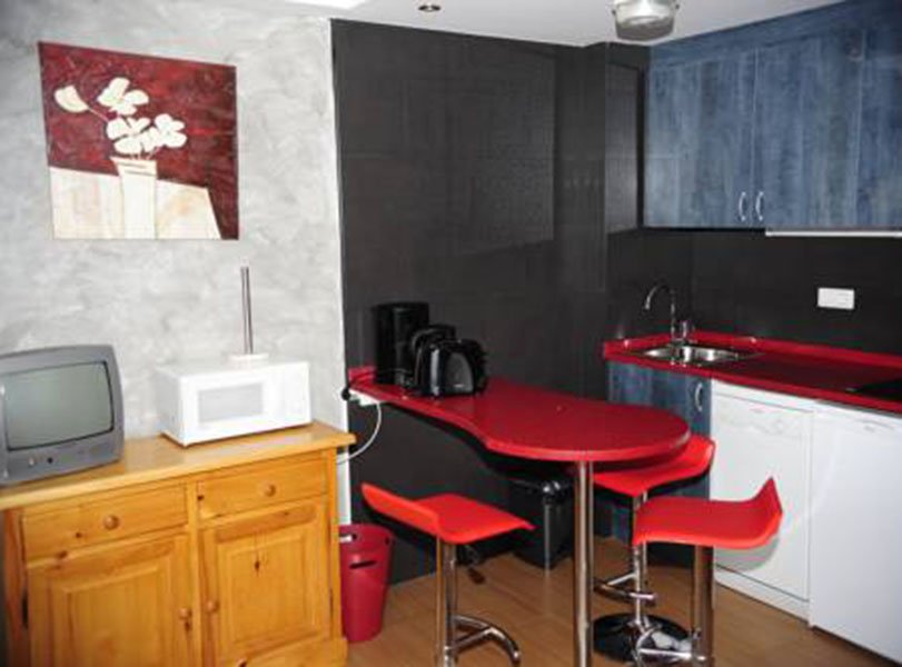 Фото Apartamentos Vaquers Mikka 3000