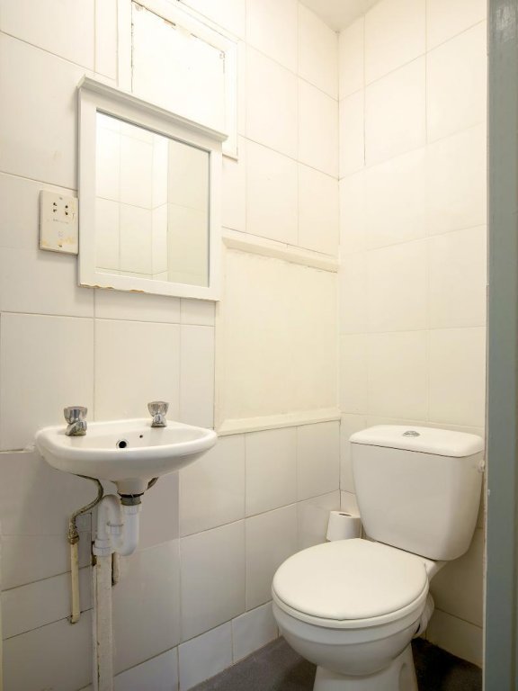 Фото Oyo Townhouse Apollo, Hyde Park